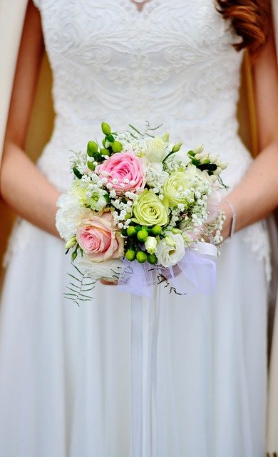 bridal-bouquet-3323903_640